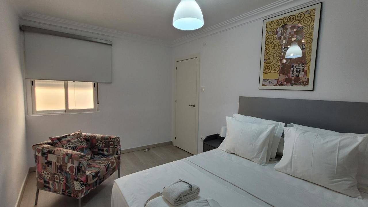 הוספיטלט דה יוברגאט Apartaments B O D Collblanc מראה חיצוני תמונה