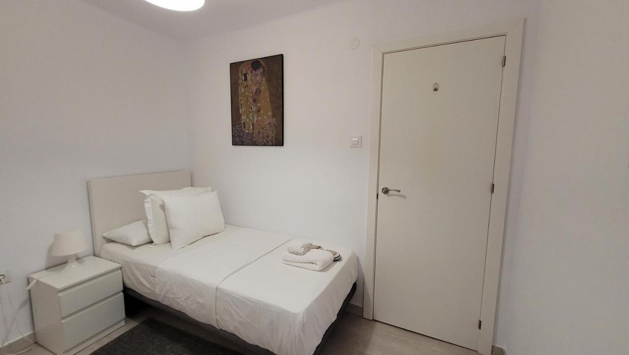 הוספיטלט דה יוברגאט Apartaments B O D Collblanc מראה חיצוני תמונה