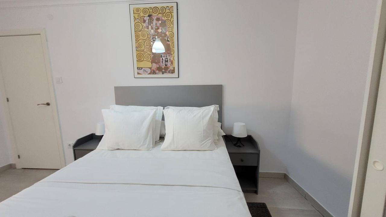 הוספיטלט דה יוברגאט Apartaments B O D Collblanc מראה חיצוני תמונה