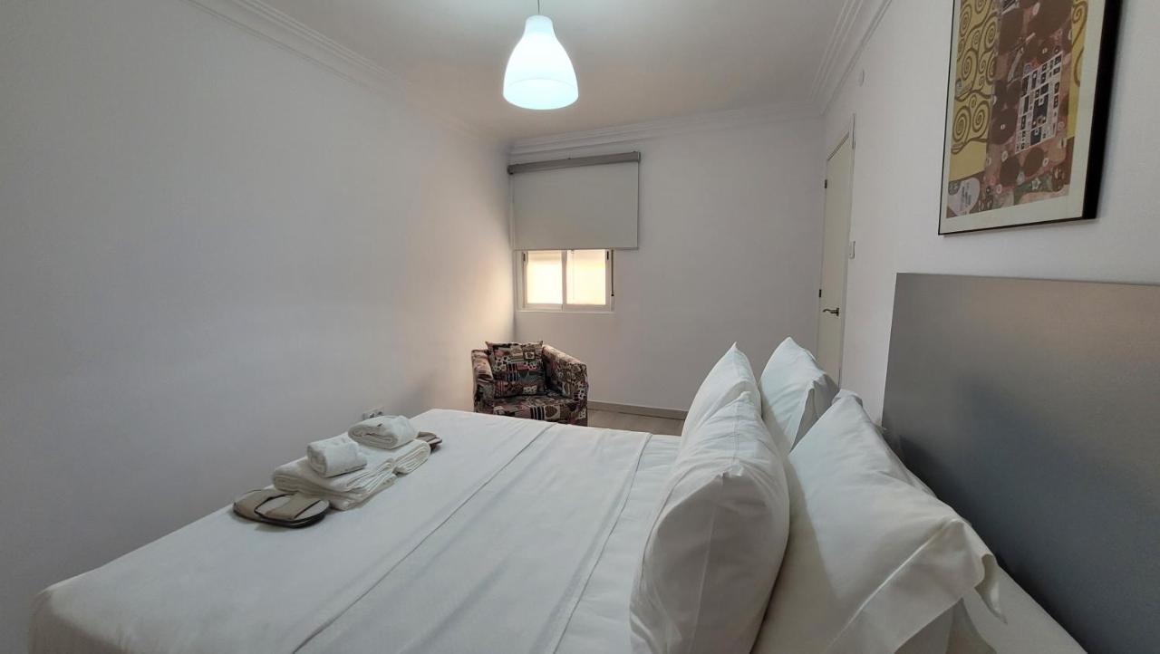 הוספיטלט דה יוברגאט Apartaments B O D Collblanc מראה חיצוני תמונה